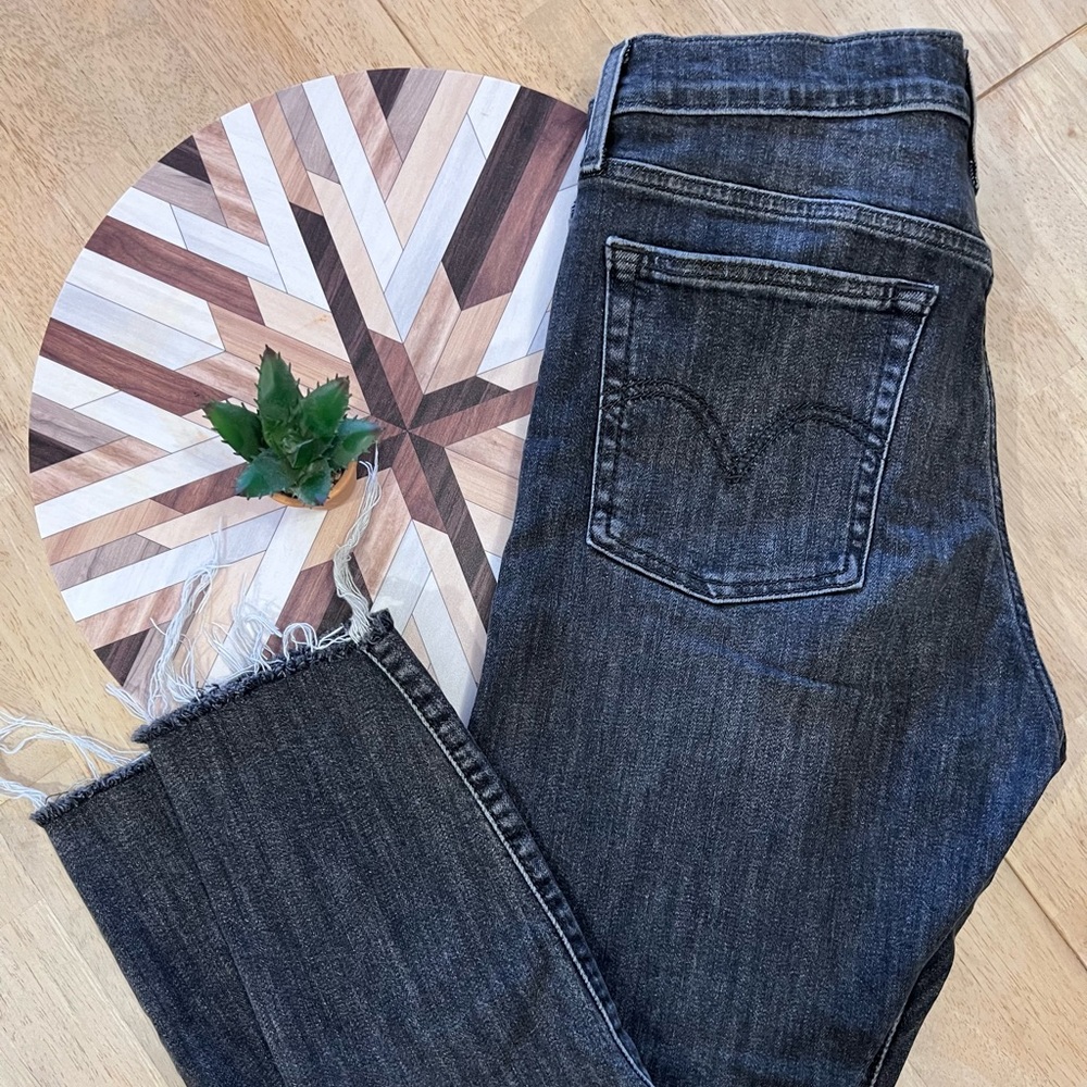 Levi’s Wedgie Skinny